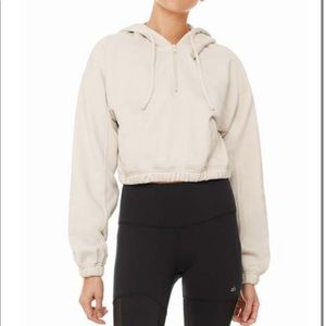Ali Yoga cropped hoodie quarter zip